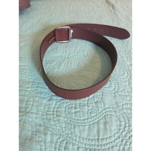 Levis Mens Burgundy Bovine Leather Belt Size 34 Oxblood 233809-3-29 D6003-0001